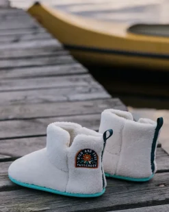 Hideaway Hut Slipper