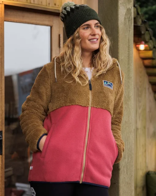 Nestling Recycled Sherpa Hooded Fleece