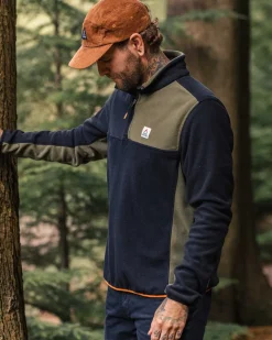 Root Recycled Polar 1/4 Zip Fleece